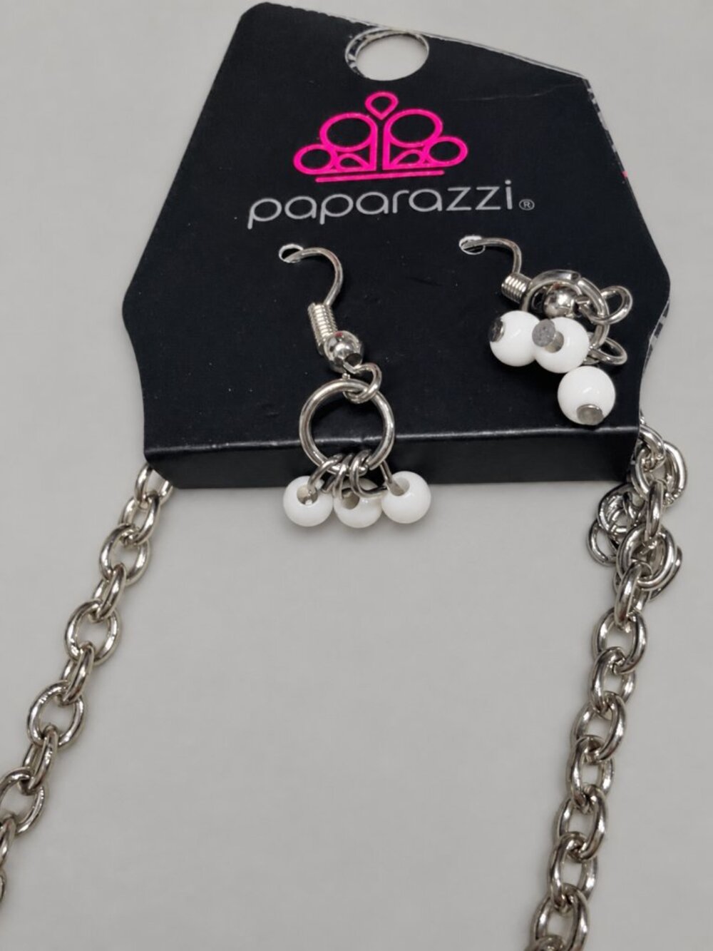 Paparazzi Silver White Bundle 3 Necklace Earring Sets 2 Extra Earring Pairs - Picture 7 of 7